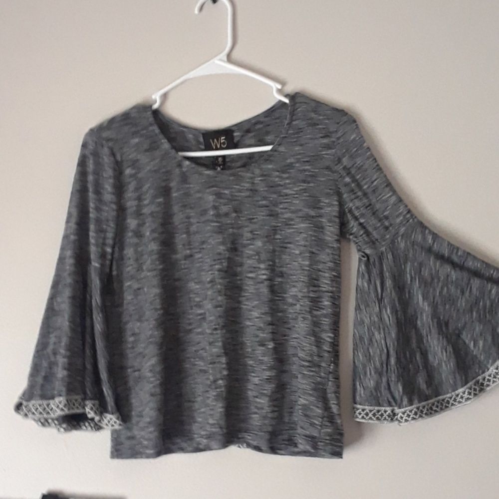 Barely Worn Flowy Top